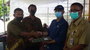 pembaca-kompas-bantu-wujudkan-harapan-warga-dapatkan-air-bersih
