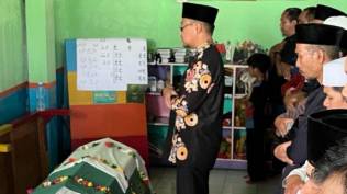 cerita-wakil-wali-kota-depok-jadi-imam-salat-jenazah-korban-mtsn-19-jaksel-insyaallah-syahid