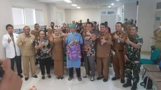 uluran-pembaca-kompas-untuk-dunia-lansia-yang-lebih-terang