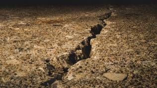 dinihari-tadi-gempa-m-4-7-guncang-bogor-dipicu-karena-hal-ini-bpbd-beberkan-laporan