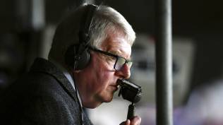 komentator-legendaris-inggris-john-motson-meninggal-dunia-di-usia-77-tahun