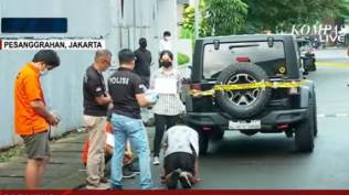 ag-santai-sambil-merokok-saksikan-pacarnya-mario-intimidasi-david-yang-disuruh-sikap-tobat