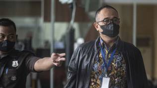 vonis-rafael-alun-dipenjara-14-tahun-didenda-rp500-juta-dan-dihukum-bayar-ganti-rp10-miliar