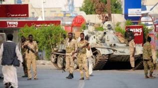 idulfitri-di-khartoum-sudan-penuh-letusan-senjata-berat-pemimpin-militer-janjikan-pemerintah-sipil