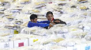 kpu-ri-sebut-logistik-pemilu-2024-sudah-siap-untuk-dua-putaran