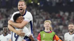 reaksi-raja-charles-iii-usai-inggris-ke-final-euro-2024-ucapannya-mengejutkan