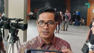 dipanggil-kpk-hari-ini-fathroni-diansyah-tak-hadir-dan-minta-penjadwalan-ulang