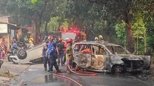 fakta-fakta-3-mobil-polisi-dibakar-saat-penangkapan-ketua-ormas-di-depok