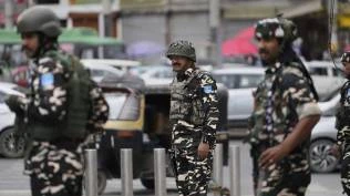 baku-tembak-makin-intens-di-kashmir-india-dan-pakistan-di-ambang-bencana