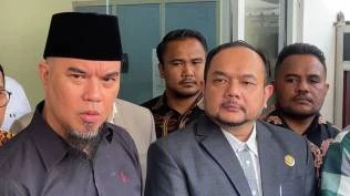 ahmad-dhani-adukan-dugaan-perundungan-putrinya-ke-kpai-berencana-lapor-polisi