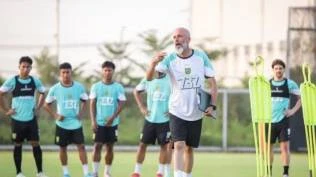 link-live-streaming-persebaya-vs-psim-malam-ini-jam-19-00-wib-bentrok-dua-pelatih-anyar