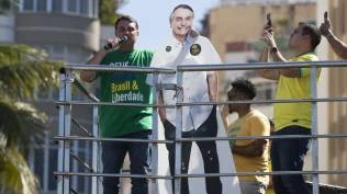 eks-presiden-brasil-bolsonaro-dikenai-tahanan-rumah-usai-berbicara-dengan-pendukungnya-via-telepon