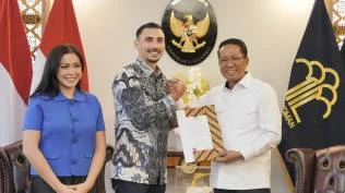 suami-jessica-iskandar-vincent-verhaag-resmi-jadi-wni-mengaku-senang-prosesnya-cepat-cuma-5-hari