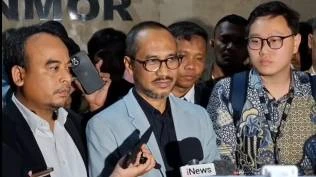 diperiksa-terkait-kasus-ijazah-jokowi-abraham-samad-pertanyaan-penyidik-rata-rata-keluar-substansi