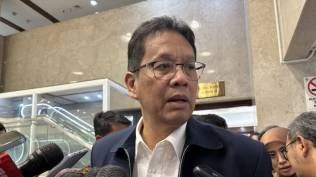 purbaya-tanggapi-kiriman-bunga-yang-kritik-cukai-rokok-tak-naik-saya-nggak-mau-industri-kita-mati