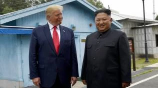 trump-kurangi-latihan-militer-as-korea-selatan-singgung-hubungan-baiknya-dengan-kim-jong-un