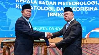 menhub-lantik-kepala-bmkg-baru-dorong-transformasi-dan-sinergi-transportasi-nasional