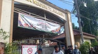 rano-karno-luruskan-kabar-banyak-siswa-sman-72-jakarta-ingin-pindah-sebetulnya-tidak-seperti-itu