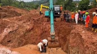 pemkab-cilacap-fokus-siapkan-huntara-untuk-korban-longsor-dapat-dikembangkan-jadi-hunian-tetap