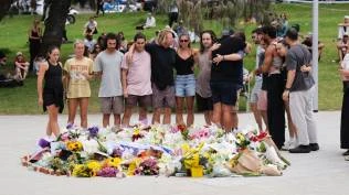 warga-keturunan-suriah-jadi-pahlawan-usai-lumpuhkan-pelaku-penembakan-pantai-bondi-australia