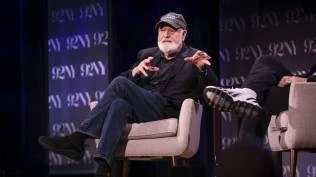 diduga-kasus-pembunuhan-aktor-dan-sutradara-rob-reiner-ditemukan-tewas-bersama-istrinya