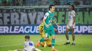 bernardo-tavares-sambut-positif-perpanjangan-kontrak-rivera-di-persebaya