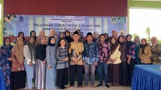kolaborasi-digital-marketing-kunci-strategi-4p-umkm-desa-wisata-pesisir-dalegan-gresik