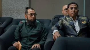 khalid-basalamah-jadi-saksi-di-sidang-kasus-kuota-haji