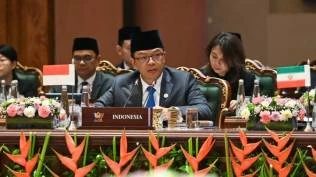 sugiono-bela-prabowo-soal-frekuensi-kunjungan-ke-ln-kita-harus-berkawan-harus-gaul