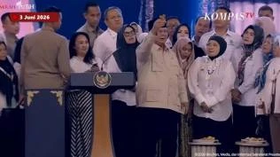 momen-prabowo-panggil-mitra-sppg-dan-larang-penyajian-telur-dadar-harus-utuh-ceplok-atau-rebus
