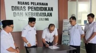 dindik-kota-serang-terima-siswa-dari-kabupaten-kuota-perbatasan-disepakati