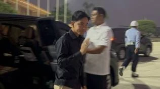 akhiri-polemik-andi-azwan-sebut-gibran-akan-bawa-semua-ijazah-dari-sd-hingga-sarjana