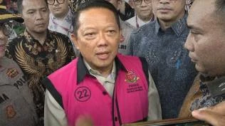 eks-jampidsus-febrie-dan-bukti-kasusnya-diserahkan-ke-penuntut-umum-ini-tahap-selanjutnya