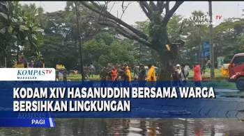 KODAM XIV Hasanuddin Bersama Warga Bersihkan Lingkungan