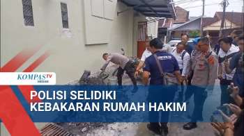 Pasca Kebakaran, Sejumlah Ruangan Di Rumah Hakim Khamozaro Diperiksa Polisi