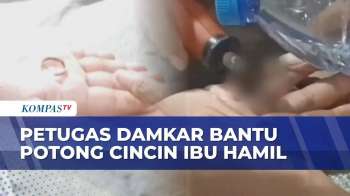 Aksi Cepat Damkar Surabaya, Berhasil Potong Cincin Nyangkut di Jari Ibu Hamil yang Bengkak