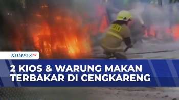 Usaha Damkar Padamkan Kebakaran 2 Kios & Warung Makan Di Cengkareng
