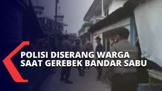 polisi-dilempar-batu-dan-dihalangi-oleh-warga-saat-gerebek-bandar-narkoba