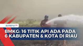helikopter-water-bombing-dikerahkan-untuk-padamkan-kebakaran-hutan-dan-lahan-di-kampar-riau