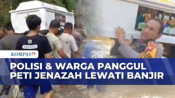 Mobil Jenazah Terjebak Banjir 1,5 Meter Di Beduai Sanggau, Polisi-Warga Panggul Peti | SAPA MALAM