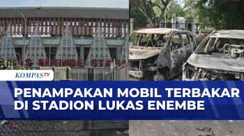 Pasca Laga Persipura vs Adhyaksa FC, Kendaraan Mobil di Stadion Lukas Enembe Dibakar  | KOMPAS SIANG