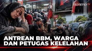 Derita Kelangkaan BBM, Warga Menunggu hingga 11 Jam, Operator SPBU Tumbang saat Bertugas |SAPA MALAM