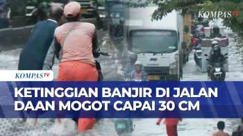 Terbaru! Ketinggian Banjir Di Jalan Daan Mogot Capai 30 Cm, Kendaraan Terpantau Padat!