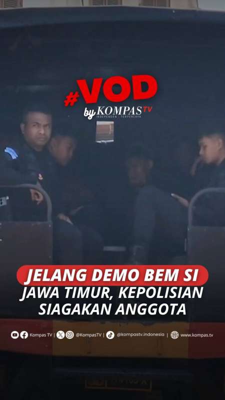 JELANG DEMO BEM SI JAWA TIMUR, APARAT KEPOLISIAN SIAGA