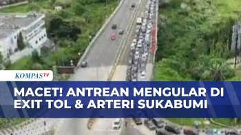 Arus Wisatawan Ke Sukabumi Terpantau Padat, Antrean Mengular Di Exit Tol Bocimi