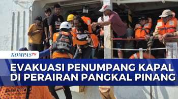 252 Penumpang KM Sewindu Dievakuasi, Kapal Tertahan Akibat Jalur Pelayaran Tertutup