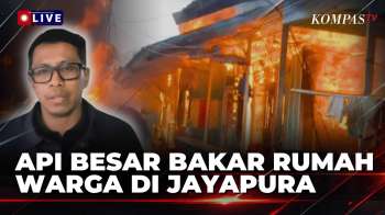 [LIVE] Kebakaran Permukiman Dok Lima Jayapura, Petugas Terkendala Jalan Sempit | SAPA MALAM