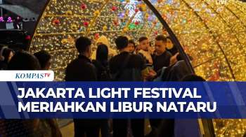 Gemerlap Lampu 'Jakarta Light Festival' Di Bundaran HI Warnai Perayaan Natal 2025