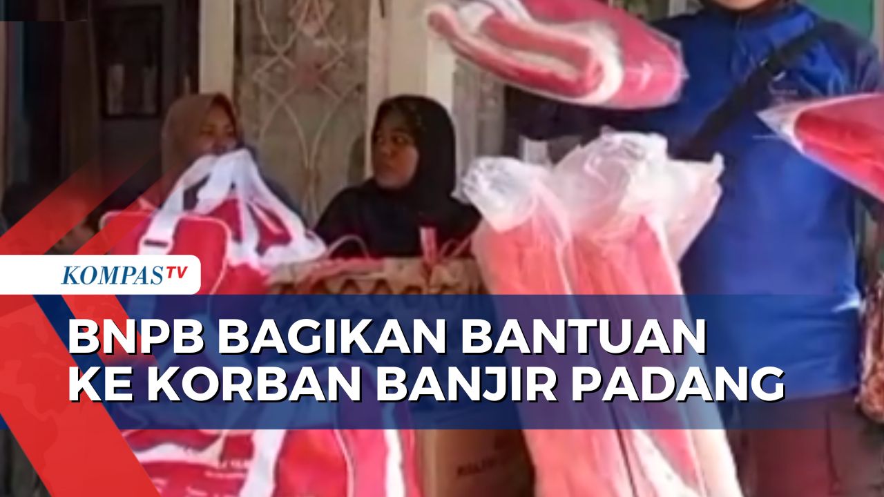 Tinjau Lokasi, BNPB Bagikan Bantuan Logistik Bagi Korban Banjir Padang!