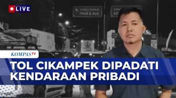 Situasi Menuju Tol Cikampek Dipadati Kendaraan Pribadi | KOMPAS MALAM